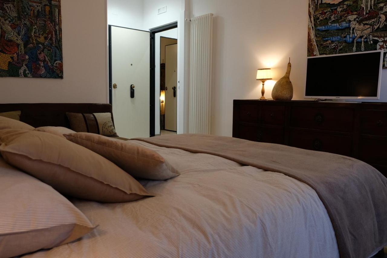 Casa Marina Bed & Breakfast Naples Exterior photo
