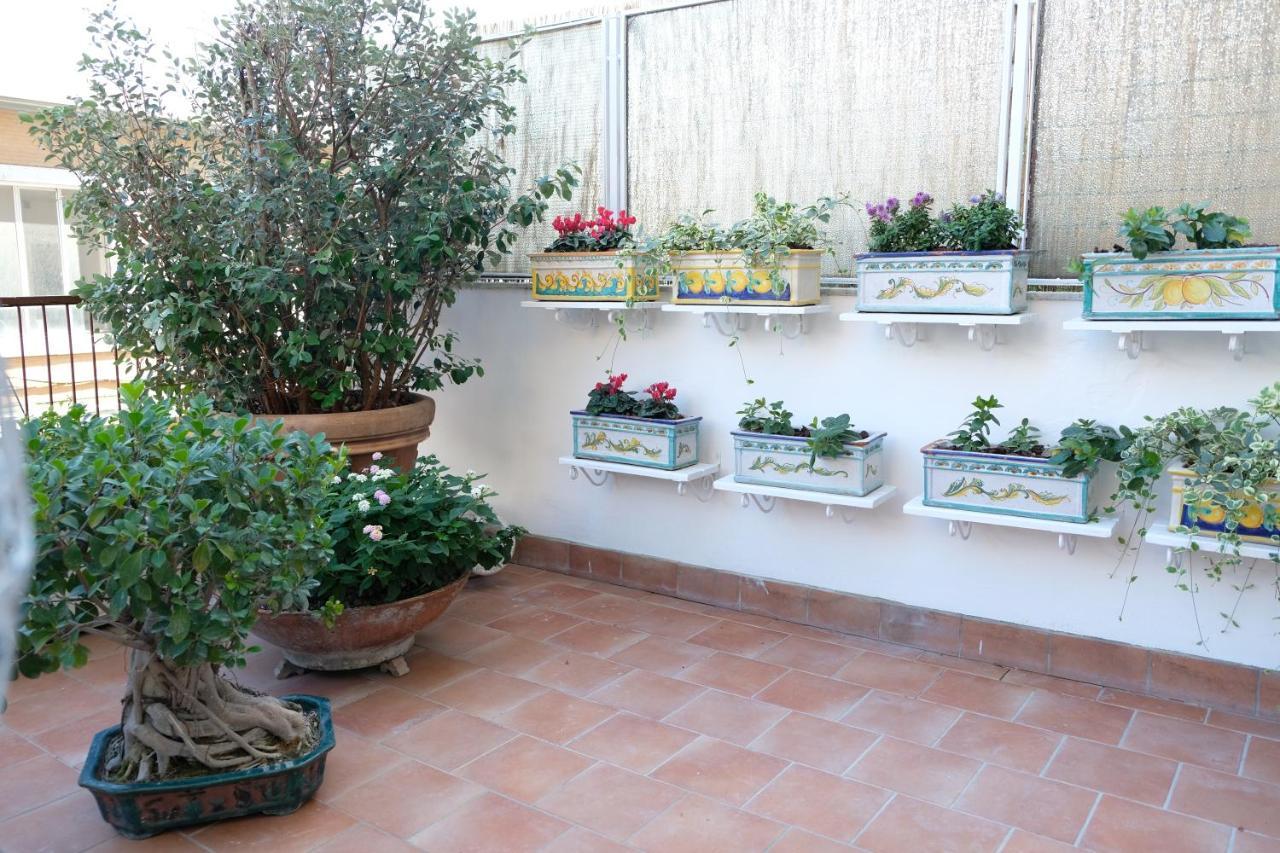 Casa Marina Bed & Breakfast Naples Exterior photo