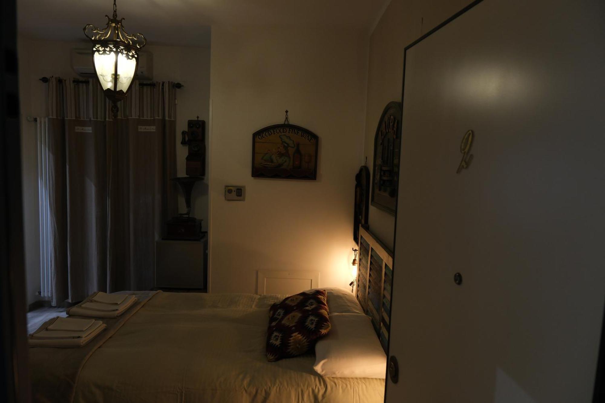 Casa Marina Bed & Breakfast Naples Exterior photo